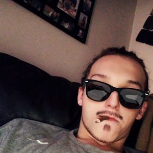 Meet your Posher, Blake